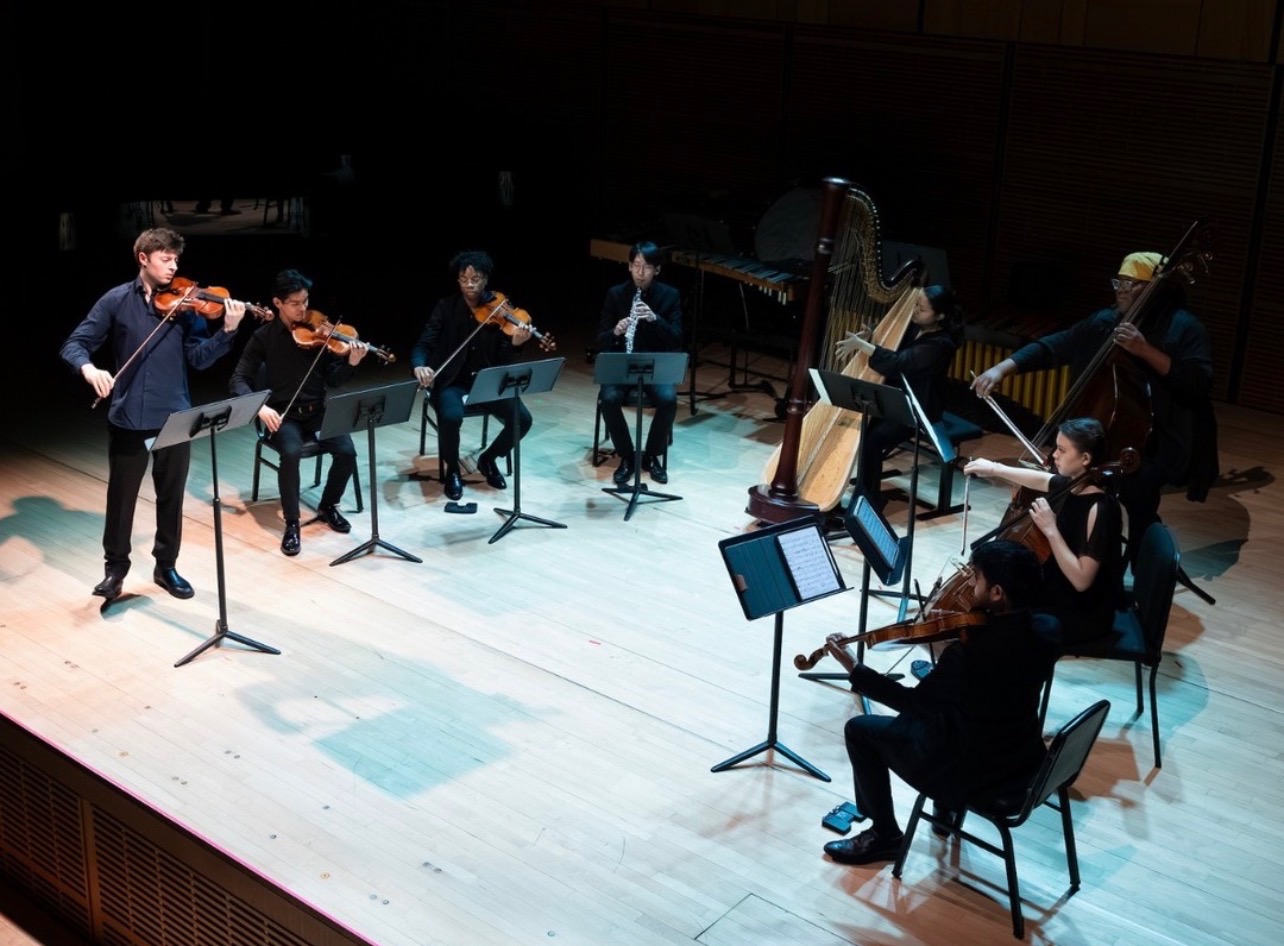 Daniel Rafimayeri performing with ensemble